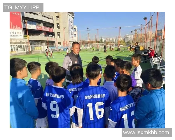 青岛足球之星闪耀绿茵场揭秘他们的成长历程与辉煌成就